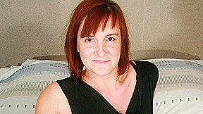 Amateur Housewife Loves To Work That Pussy – MatureNL – FreePron.Org