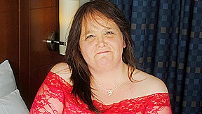 Amateur Housewife Sticks Dildo Up Her Hairy Pussy – MatureNL – FreePron.Org