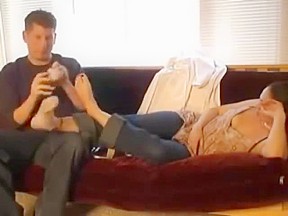 Ariel’s stinky feet on guy’s face – FreePron.Org