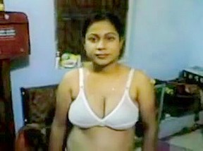 Bangladeshi Bhabhi with Her Lover – FreePron.Org
