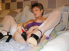 Bev – Blast from the past – FreePron.Org