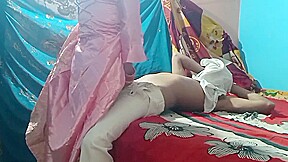 Bhabhi Ko Bedroom Me Chod Diya – FreePron.Org