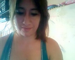 Busty wife gets horny and flaunts her big tits on cam – FreePron.Org