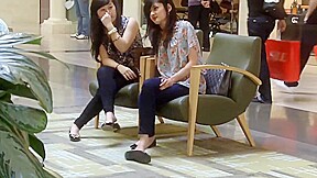 Candid 19yo teen 18+ Shoeplay Feet at Mall – FreePron.Org