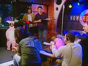 Carmen Electra soles feet tickled on Howard Stern – Better quality version – FreePron.Org