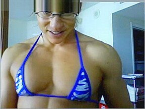 Cute Muscle Babe – FreePron.Org