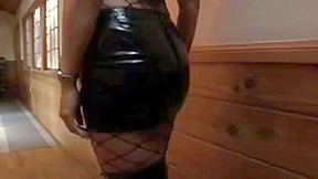 Face Sitting MILF Dominatrix Uses Her Slave – FreePron.Org