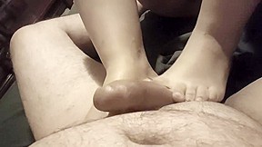 First Time Footjob! – FreePron.Org