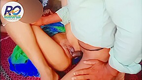 Indian Desi Village Ki Nayi Naveli Bhabhi Ne Dikhai Apne Chut Chudai Bullu Saree Show Finger – FreePron.Org