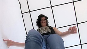 Laura Crush Feet – FreePron.Org