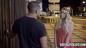 Lilly Sapphire Dirty Hippie Chick Loves Stiff Dick – FreePron.Org
