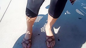 Lily’s Vietnamese Import Model Feet – FreePron.Org