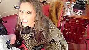 Mistress Annabelle teasing – FreePron.Org