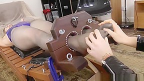 Mistress tickle and feet worship – FreePron.Org