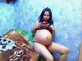 My immature girlfriend on online show – FreePron.Org