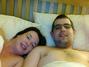 Omegle: Couple from Basra (26 March 2012) – FreePron.Org