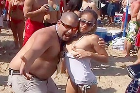 Party Girls Showing Tit And Swapping Spi – FreePron.Org