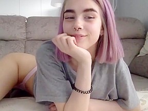 Pink Hair college girl Girl Amazing Solo Show on Webcam – FreePron.Org