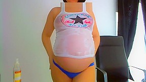 Preggylove 9 months pregnant wet belly posing – FreePron.Org