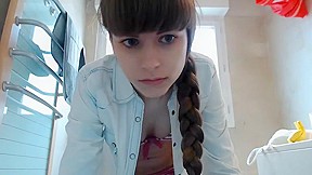Strip and play in the bathroom – FreePron.Org