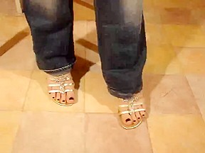 The toes of this German hoe are made for fetish – FreePron.Org