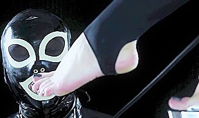 Wet Panty Lover, Pantyhose, Foot Fetish, Feet Licking, High Heels Dominatrix – Vulva – FreePron.Org