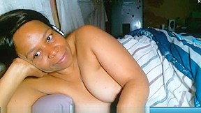 mzansi mama chatting to her bf on webcam – FreePron.Org